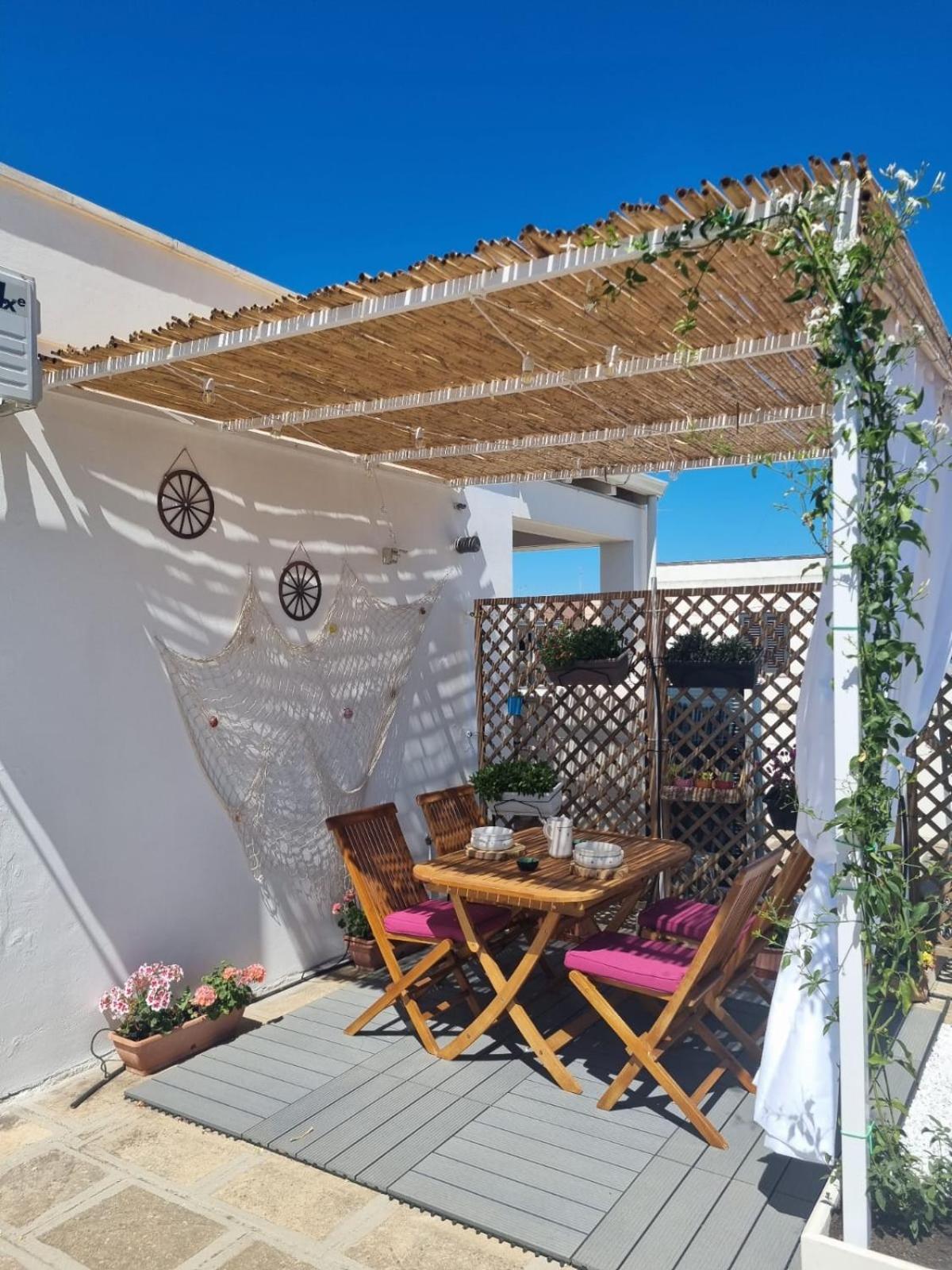 La Terrazza Di Zoe - Castromediano Villa Cavallino di Lecce Bagian luar foto