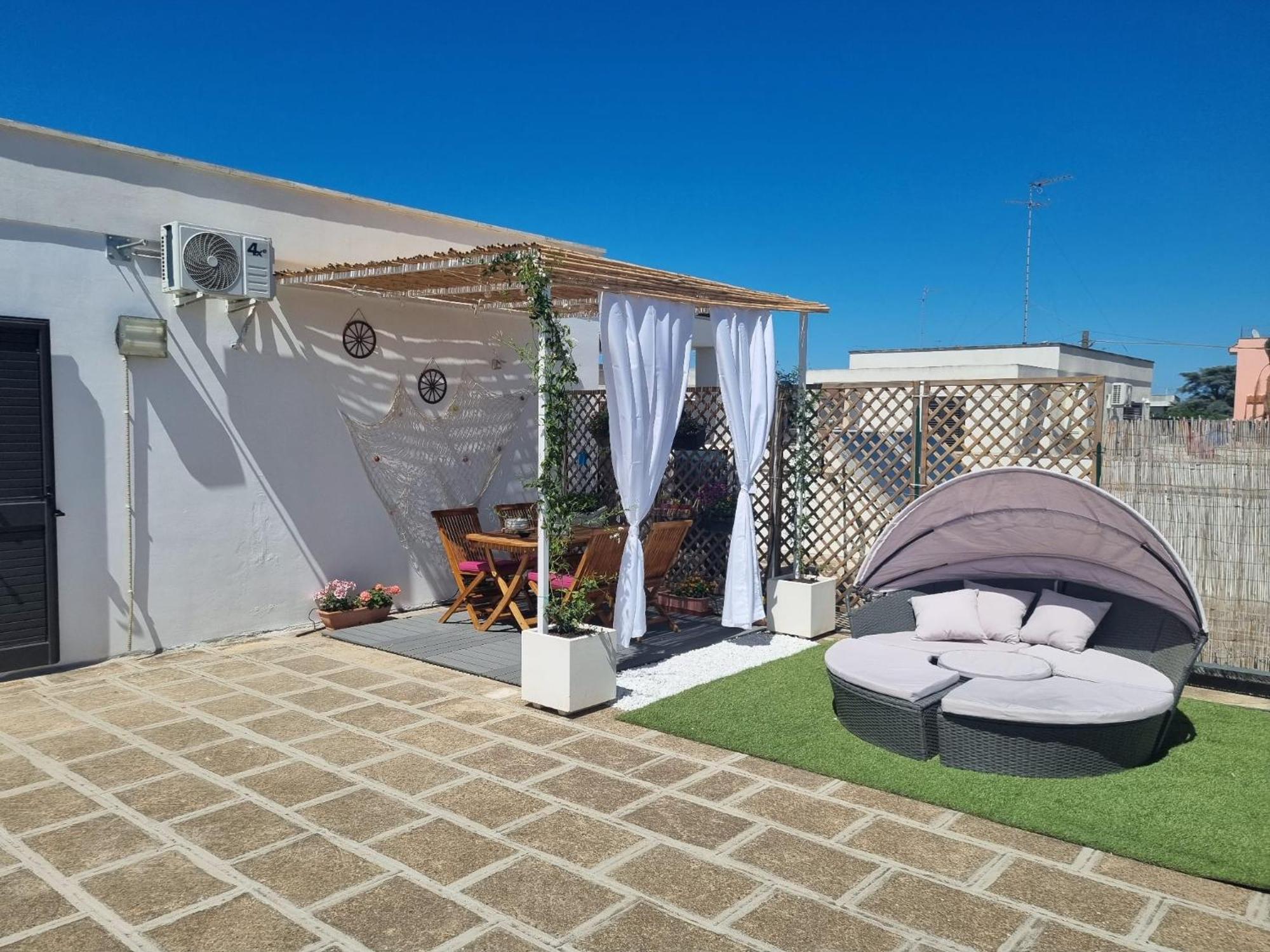 La Terrazza Di Zoe - Castromediano Villa Cavallino di Lecce Bagian luar foto